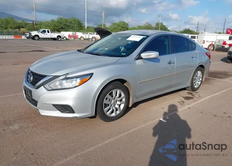 2017 Nissan Altima 2.5 S z USA, uszkodzony, nr VIN 1N4AL3AP7HC141673